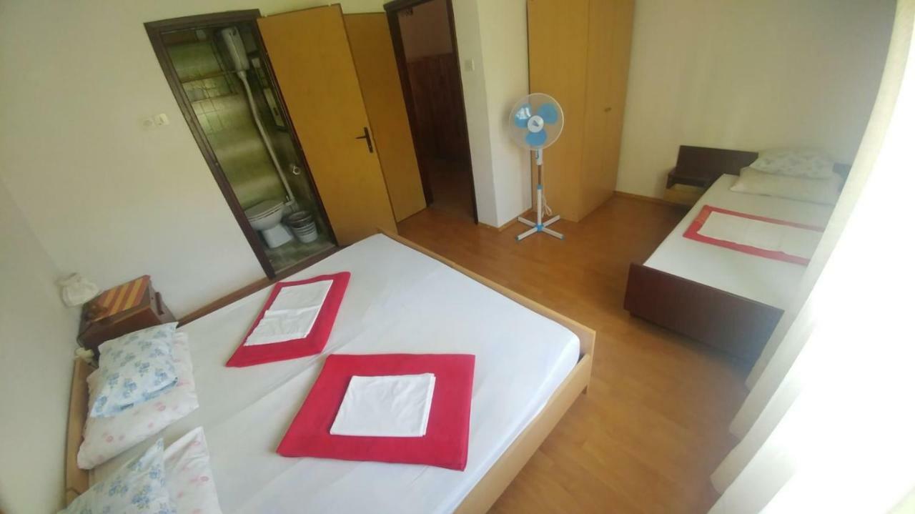Family Apartment Near Beach Biograd Na Moru Extérieur photo